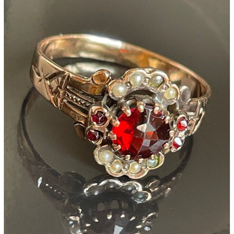 EDWARDIAN YELLOW GOLD SEEDPEARL AND GARNET RING SIZE 7.25 SKY