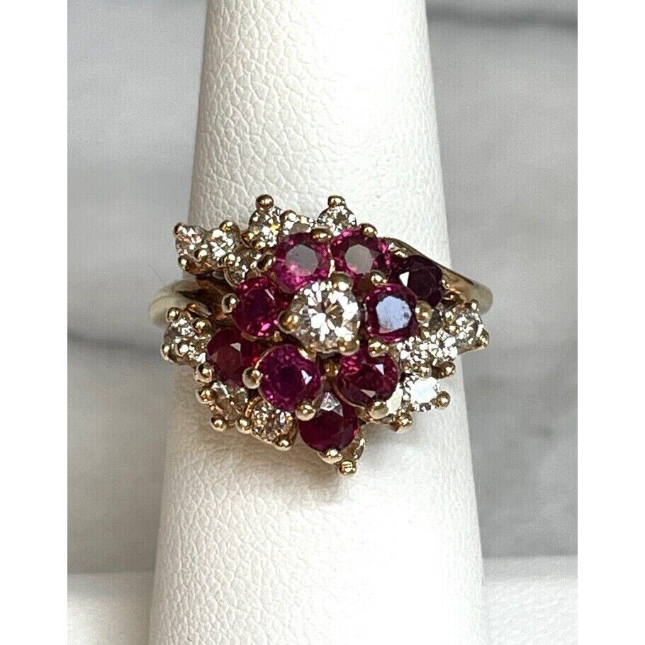 SHOWY 14K YELLOW GOLD DIAMOND AND RED SPINEL COCKTAIL RING SIZE 6.75 SKY