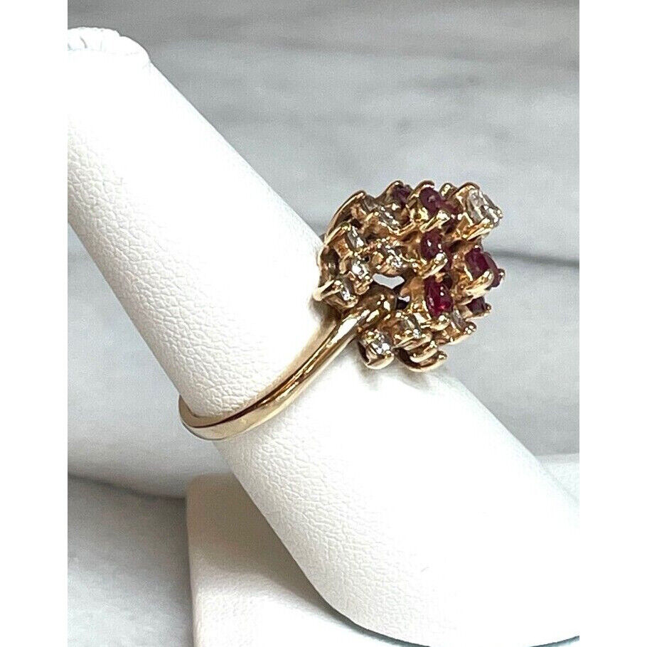 SHOWY 14K YELLOW GOLD DIAMOND AND RED SPINEL COCKTAIL RING SIZE 6.75 SKY