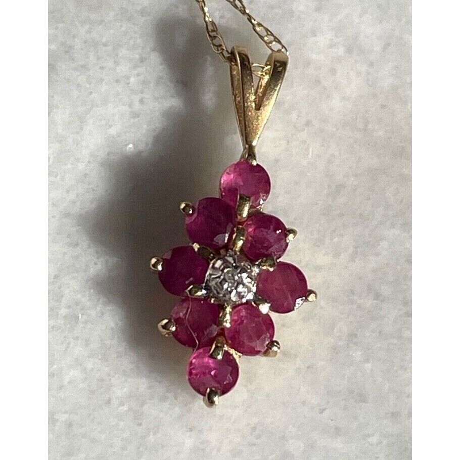 14K YELLOW GOLD  RUBY AND DIAMOND PENDANT NECKLACE SKY