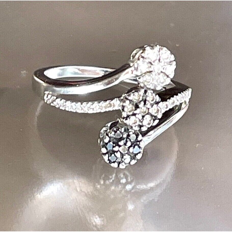 14K WHITE GOLD DIAMONDS,COLORED DIAMONDS BYPASS RING SIZE 7 SKY