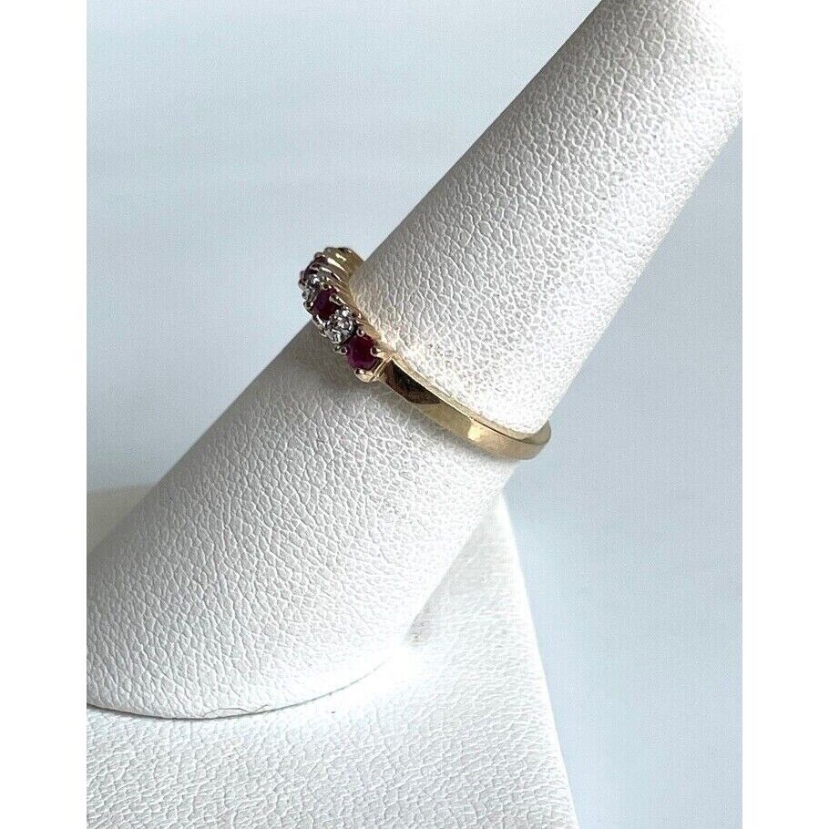 YELLOW GOLD  PINK TOPAZ AND DIAMOND BAND RING SIZE 6.5 SKY