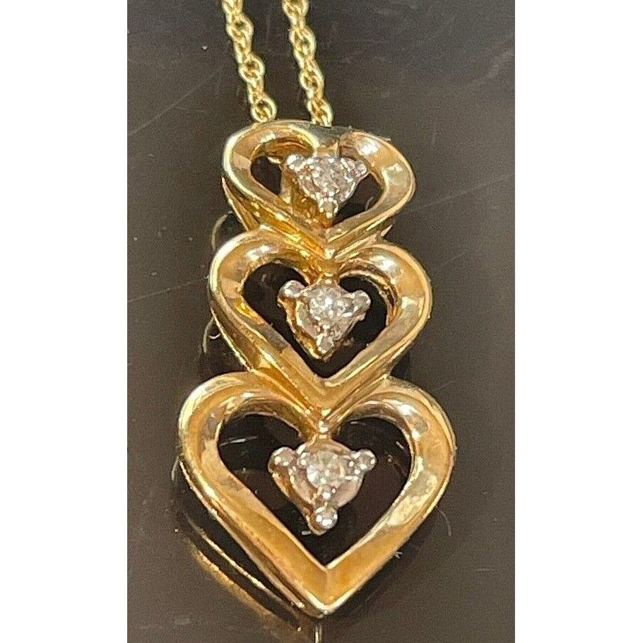 14K YELLOW GOLD AND DIAMOND 3 HEARTS PENDANT NECKLACE SKY