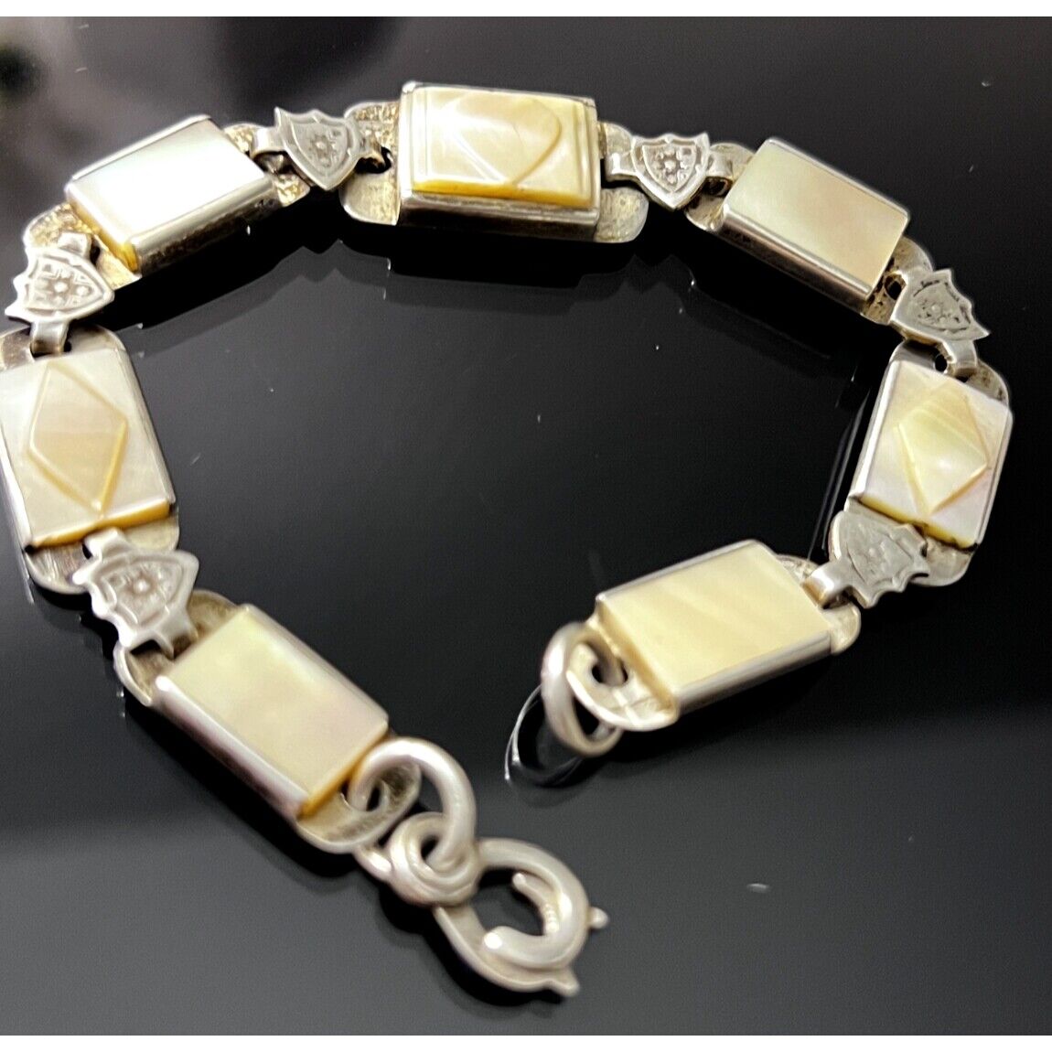 925 STERLING SILVER HEARTS AND DIAMONDS MOTHER OF PEARL BRACELET SKY