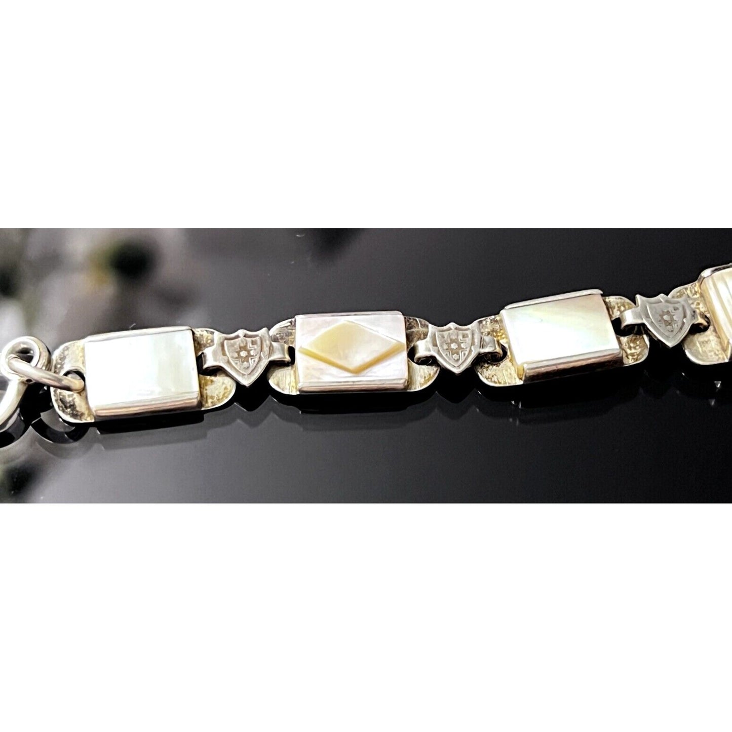 925 STERLING SILVER HEARTS AND DIAMONDS MOTHER OF PEARL BRACELET SKY