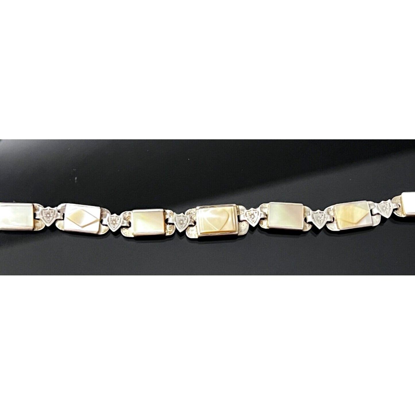 925 STERLING SILVER HEARTS AND DIAMONDS MOTHER OF PEARL BRACELET SKY