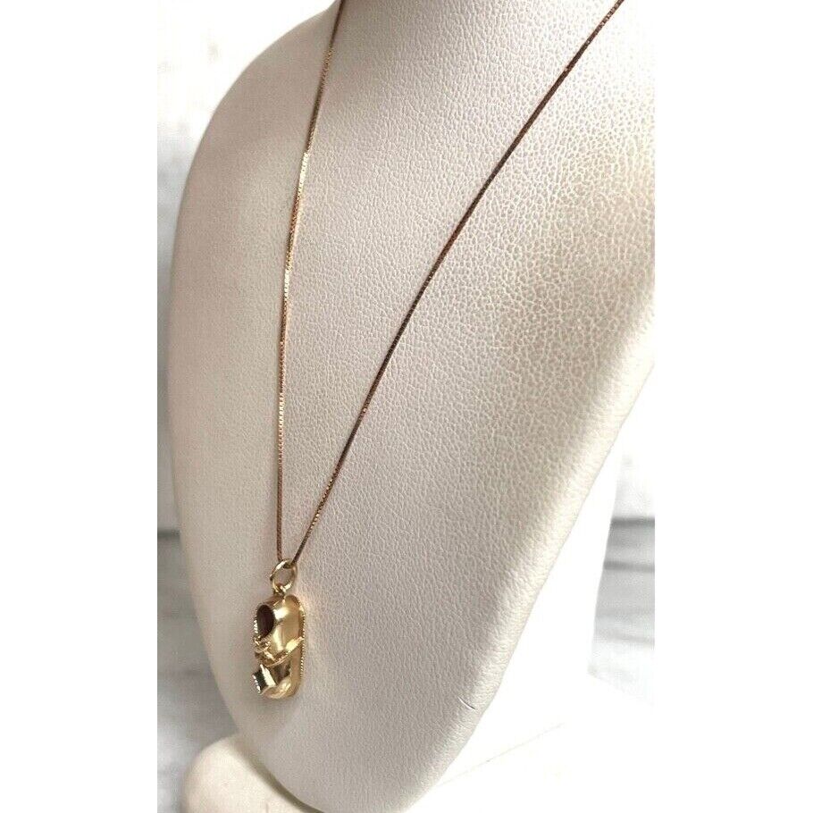 14K YELLOW GOLD AND SAPPHIRE  BABY SHUE PENDANT NECKLACE SKY