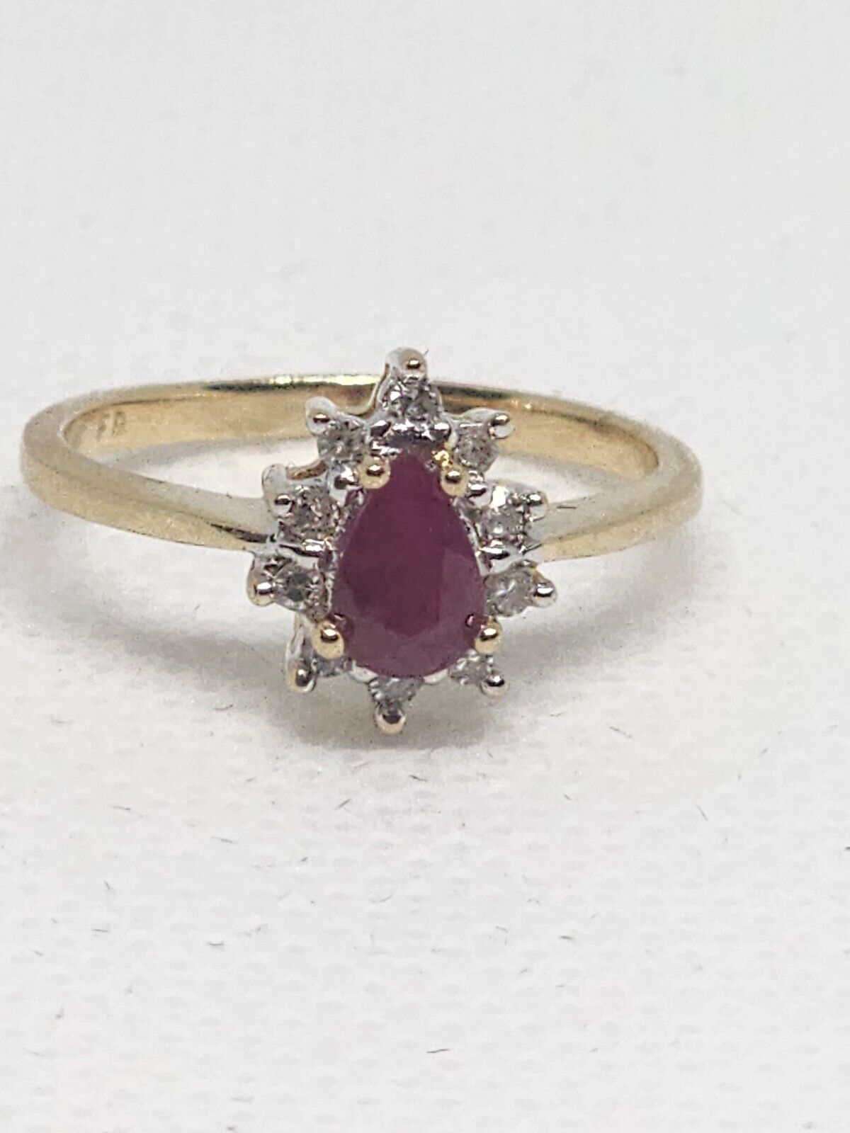 10K YELLOW GOLD RUBY & DIAMONDS RING  SIZE 4