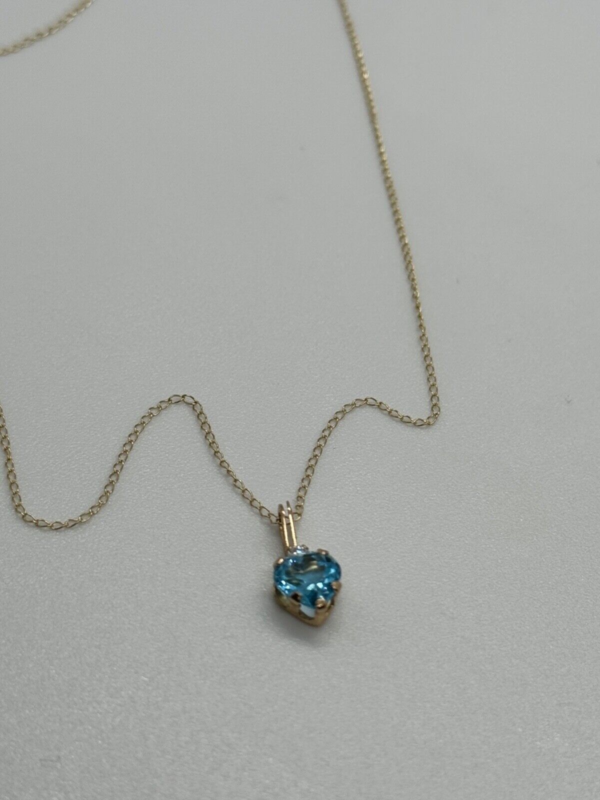 10K YELLOW GOLD NECKLACE TOPAZ & DIAMOND HEART