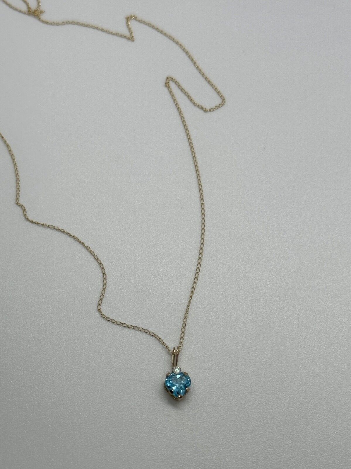 10K YELLOW GOLD NECKLACE TOPAZ & DIAMOND HEART