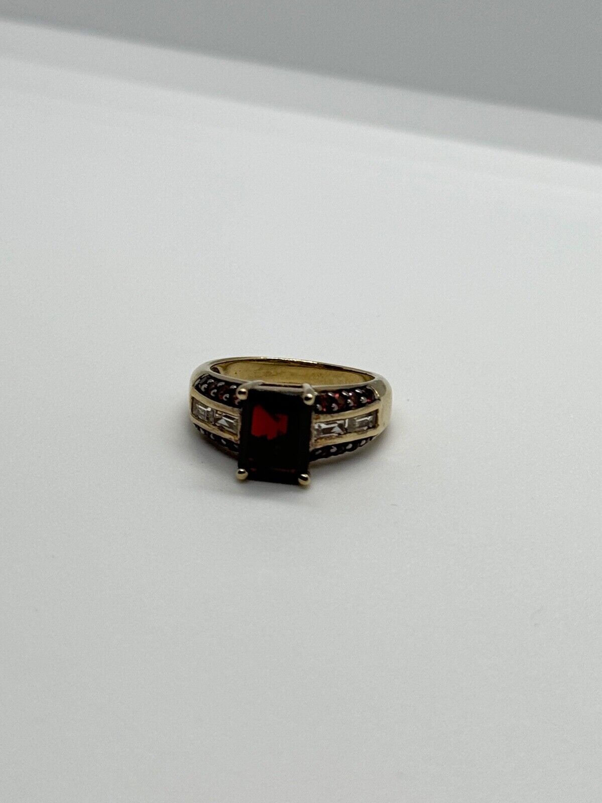 925 STERLING SILVER GOLD PLATED GARNET & GOSHENITE RING SIZE 6