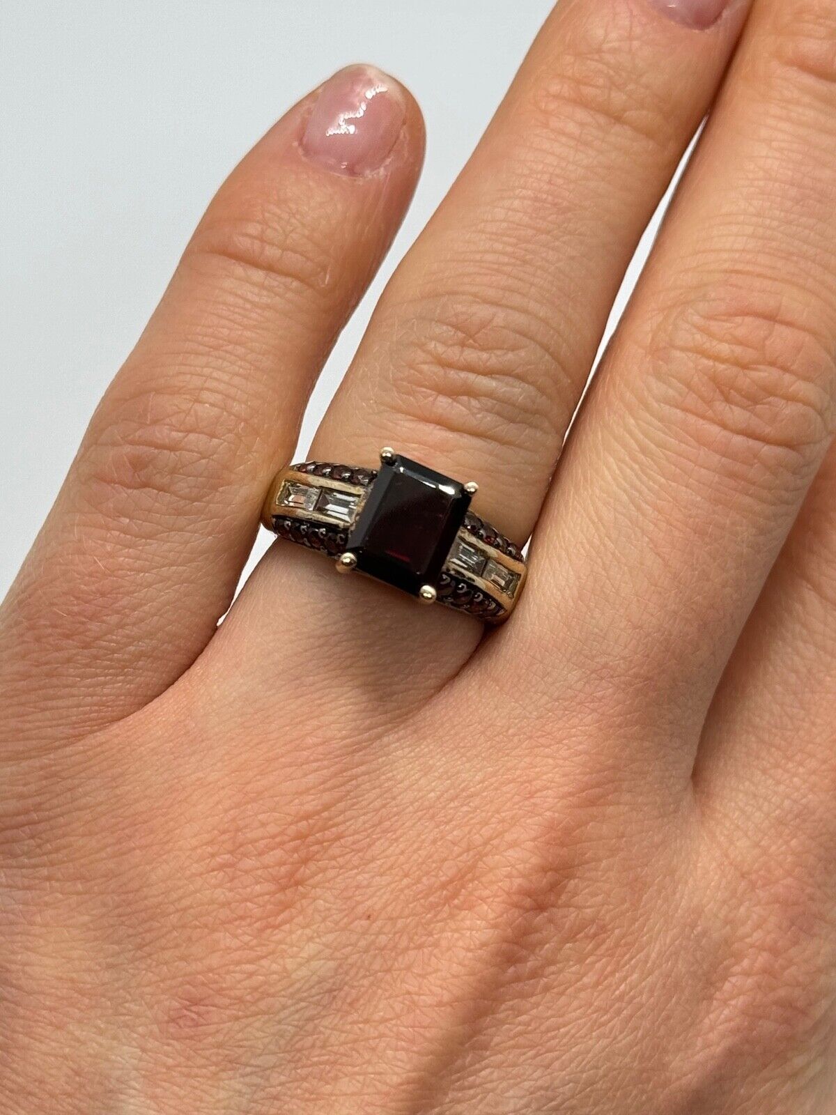 925 STERLING SILVER GOLD PLATED GARNET & GOSHENITE RING SIZE 6