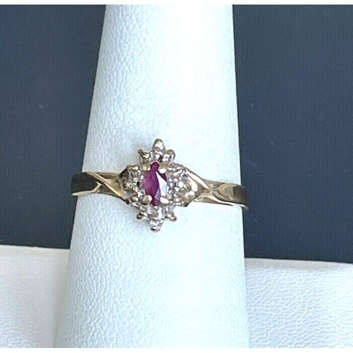 YELLOW GOLD  RUBY AND DIAMOND RING SIZE 8.75 SKY