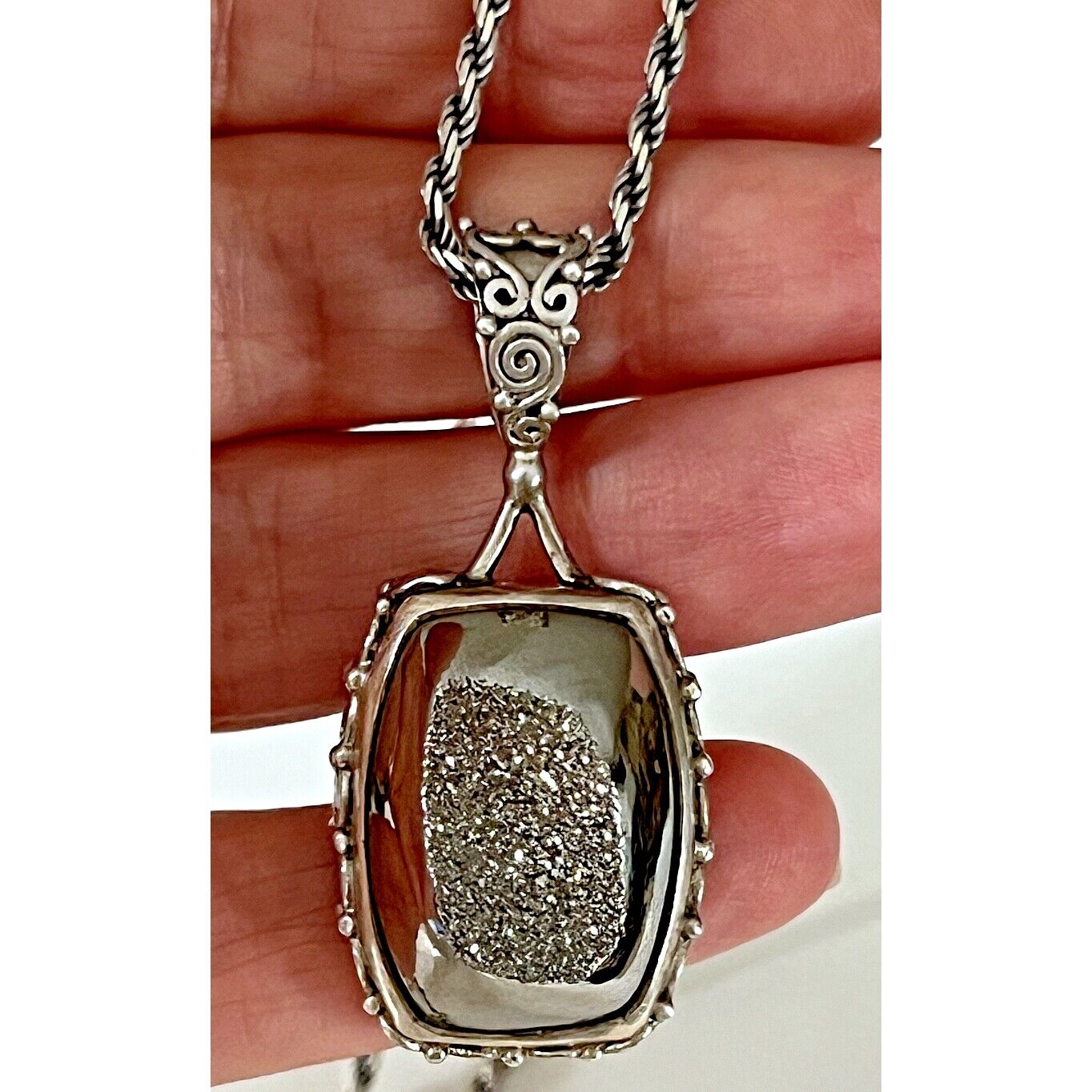 925 STERLING SILVER DRUZY HEMATITE PENDANT NECKLACE SKY