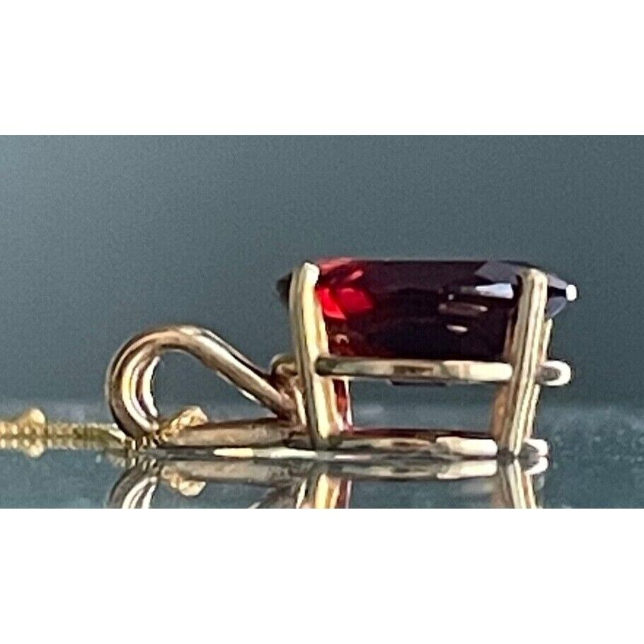 14K YELLOW GOLD  AND ALMANDINE GARNET PENDANT NECKLACE SKY