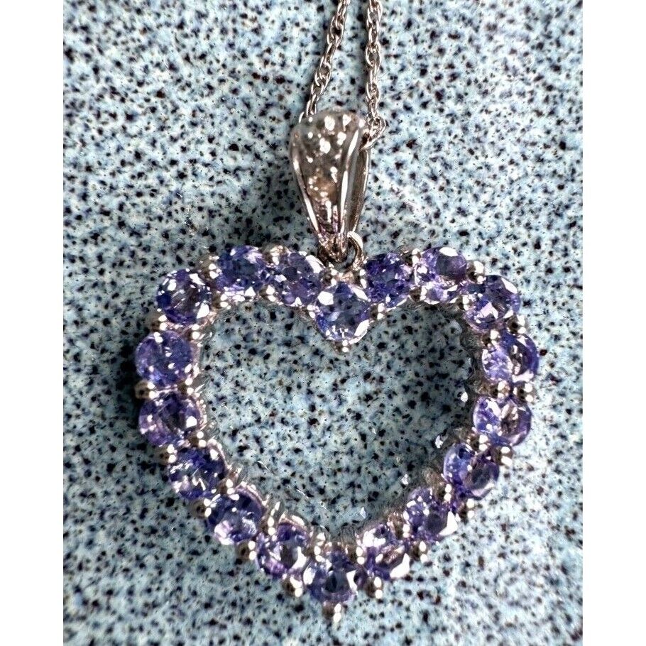 WHITE GOLD AND TANZANITE AND DIAMOND HEART PENDANT NECKLACE SKY