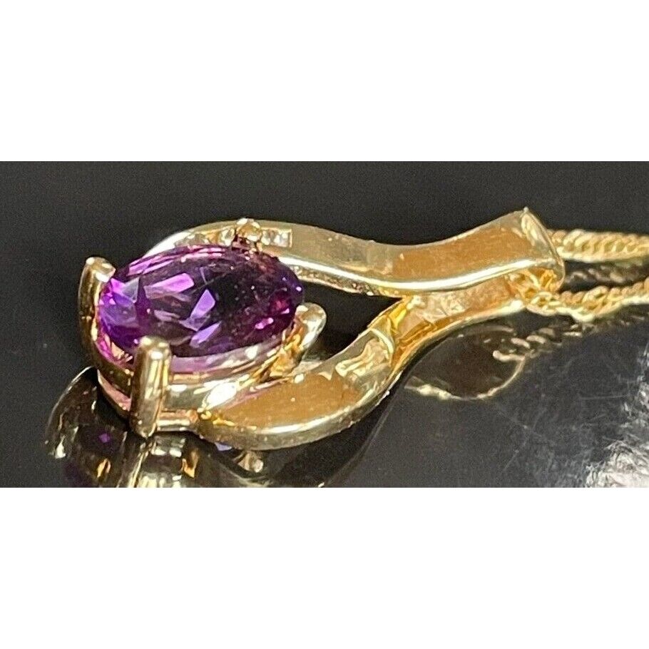 14K YELLOW GOLD  AMETHYST AND DIAMOND PENDANT NECKLACE SKY