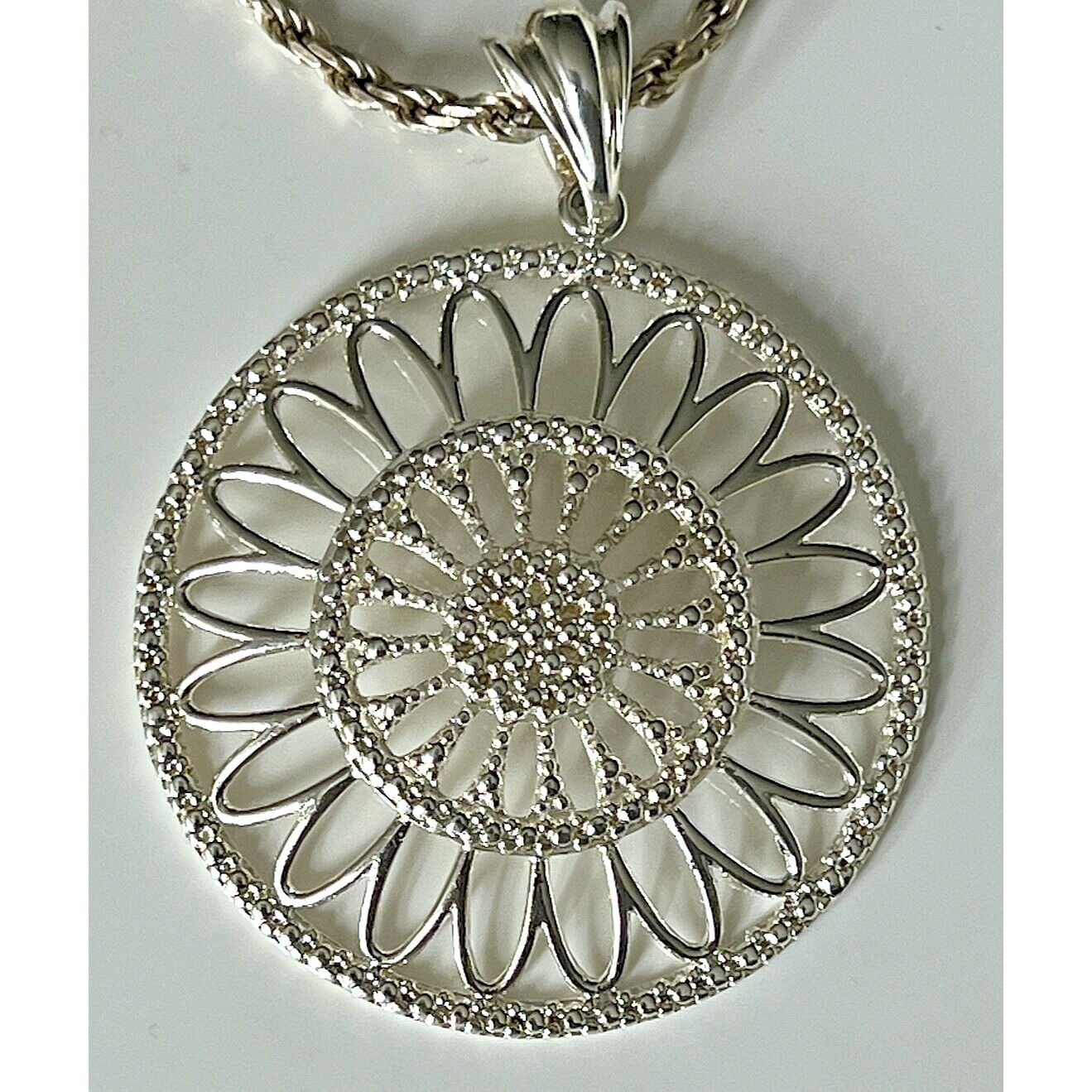 MILOR ITALY 925 STERLING SILVER ROUNDL LACE DESIGN PENDANT NECLACE SKY