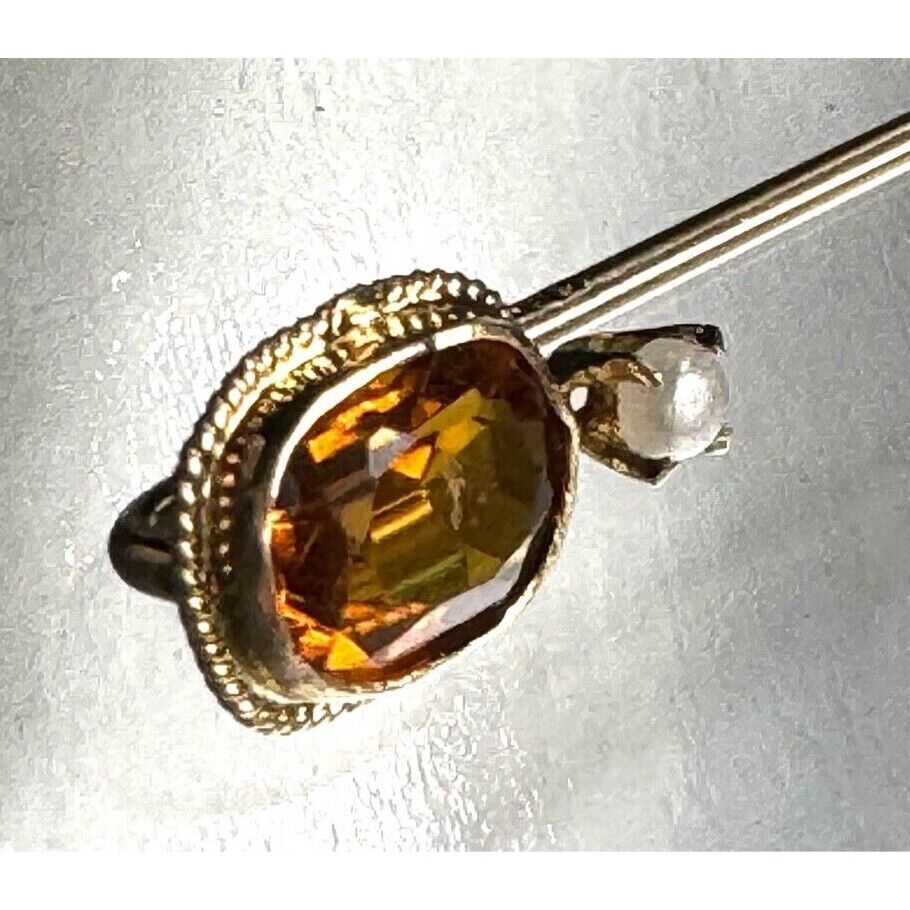 ART DECO ERA YELLOW GOLD  GOLDEN CZ AND NATURAL SEEDPEARL STICK PIN SKY