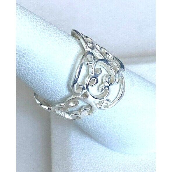 925 STERLING SILVER LACY BAND RING SIZE 8 SKY