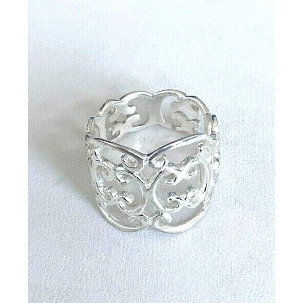 925 STERLING SILVER LACY BAND RING SIZE 8 SKY