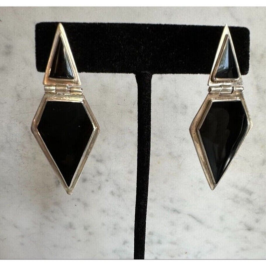 925 STERLING SILVER AND ONYX GEOMETRIC DESIGN EARRINGS SKY