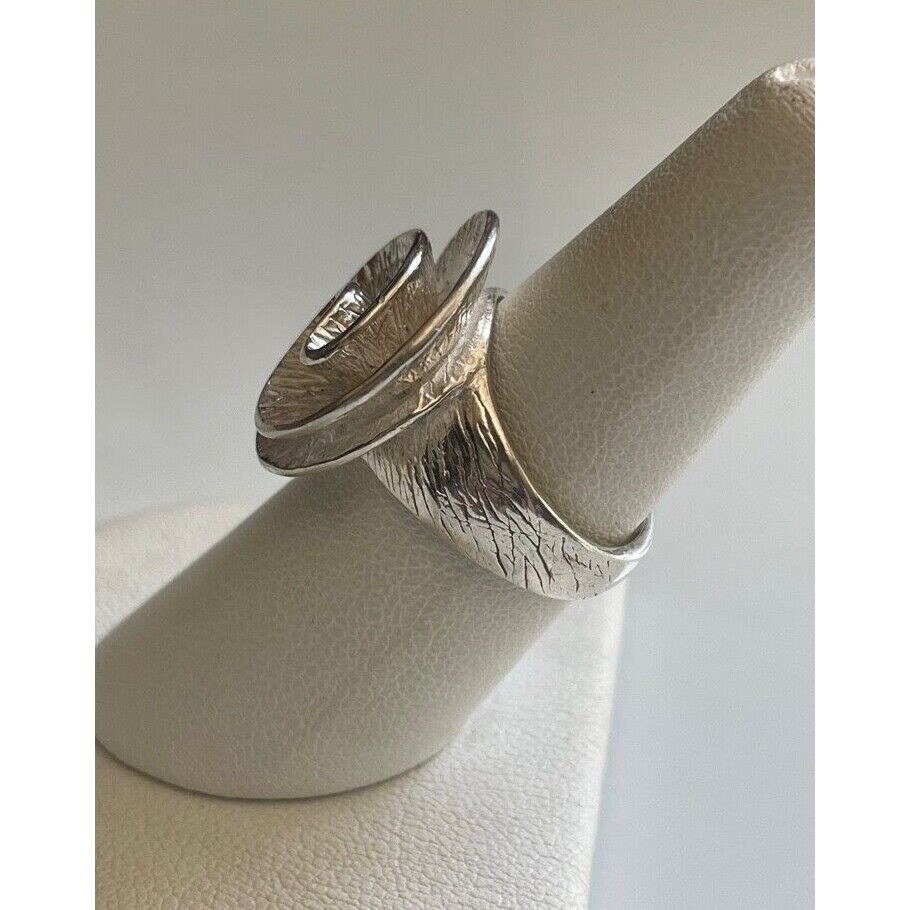 SOLID CAST 925 STERLING SILVER SPIRAL DESIGN RING SIZE 6.75 SKY