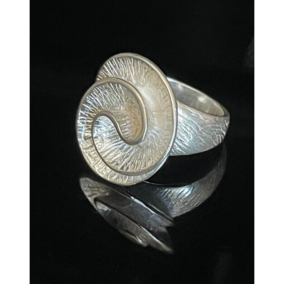 SOLID CAST 925 STERLING SILVER SPIRAL DESIGN RING SIZE 6.75 SKY