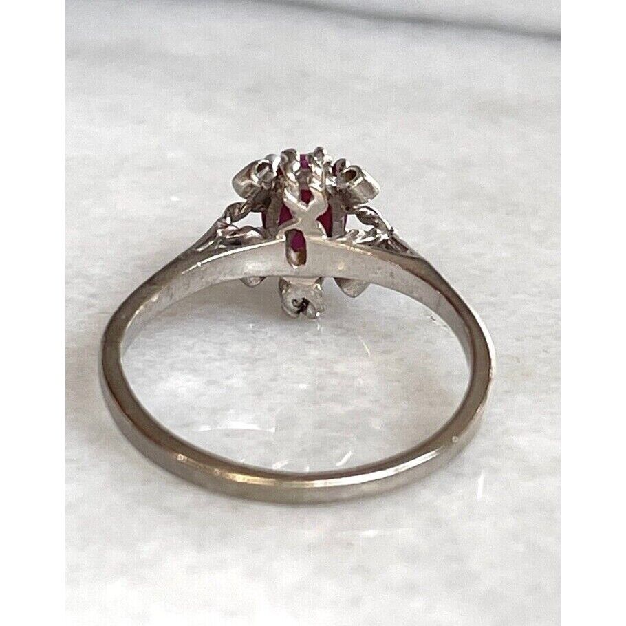 WHITE GOLD STAR RED SPINEL RING SIZE 5 SKY