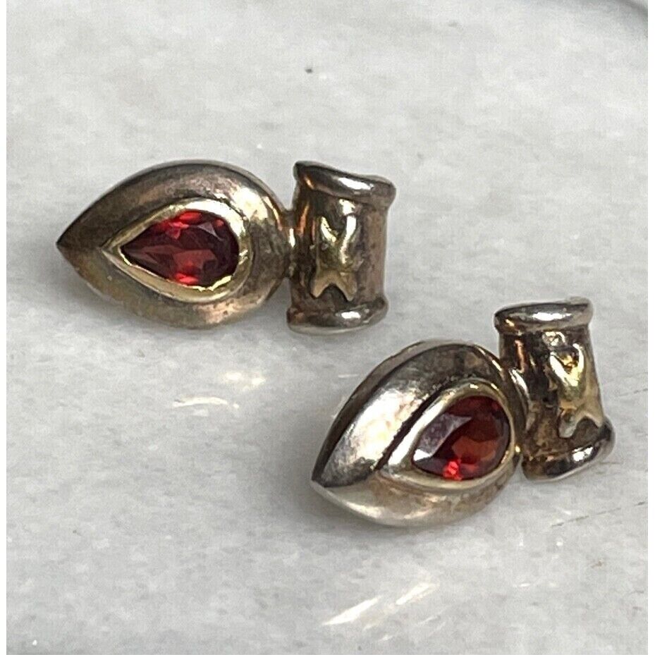 925 STERLING  SILVER  GARNET EARRINGS SKY