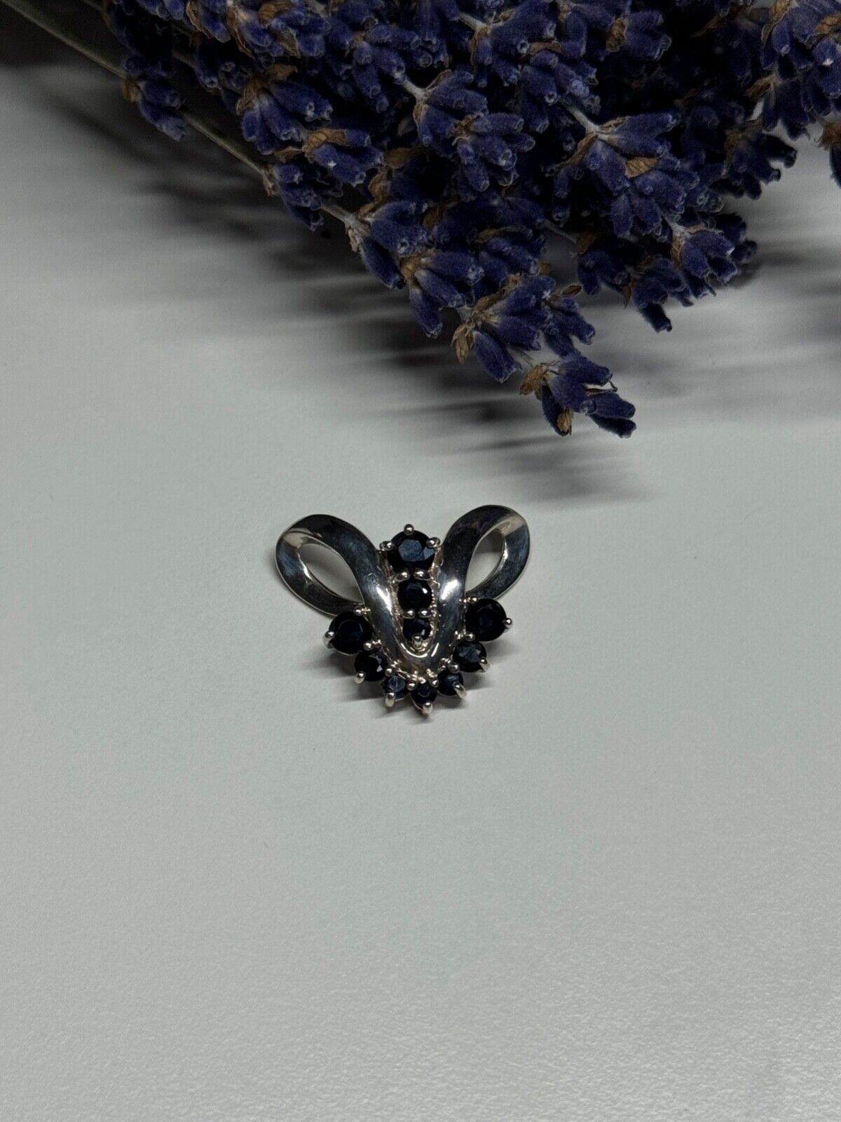 925 STERLING SILVER SAPPHIRE PENDANT