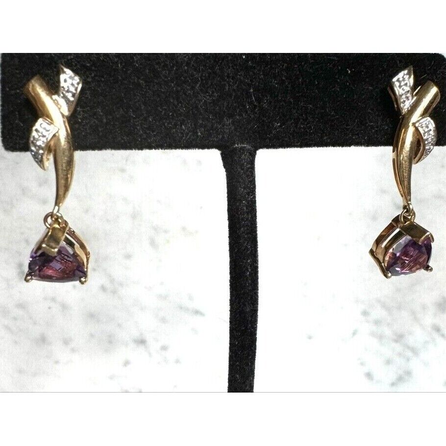 YELLOW GOLD  AMETHYST AND DIAMOND DANGLE EARRINGS SKY