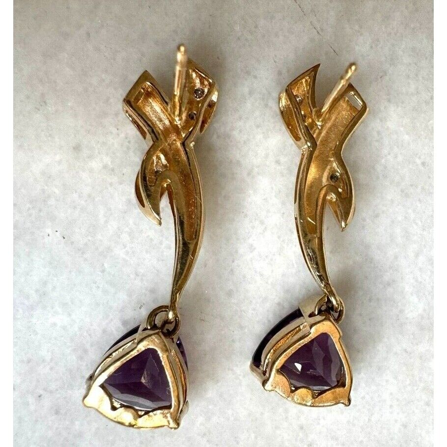 YELLOW GOLD  AMETHYST AND DIAMOND DANGLE EARRINGS SKY