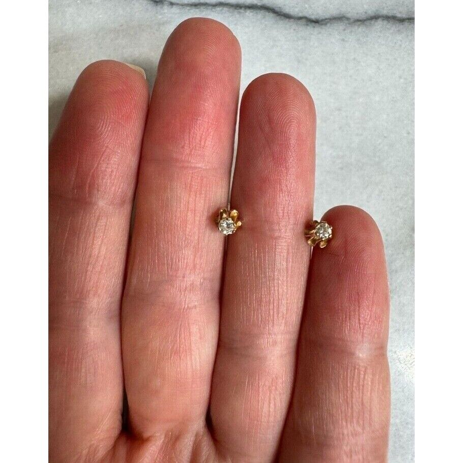 YELLOW GOLD DIAMOND STUD EARRINGS SKY