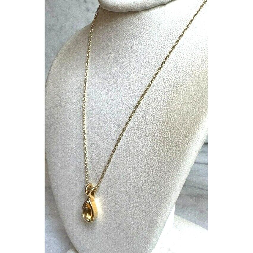 14K YELLOW GOLD  AND GOLDEN CITRINE PENDANT NECKLACE SKY