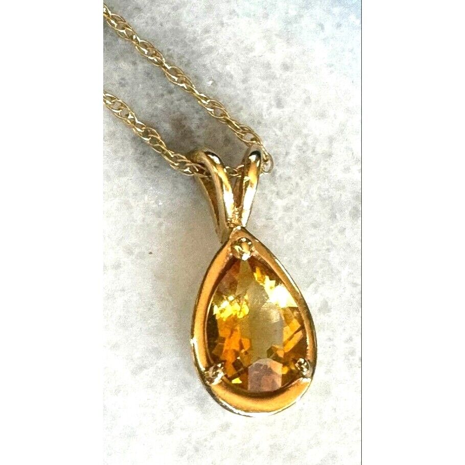 14K YELLOW GOLD  AND GOLDEN CITRINE PENDANT NECKLACE SKY