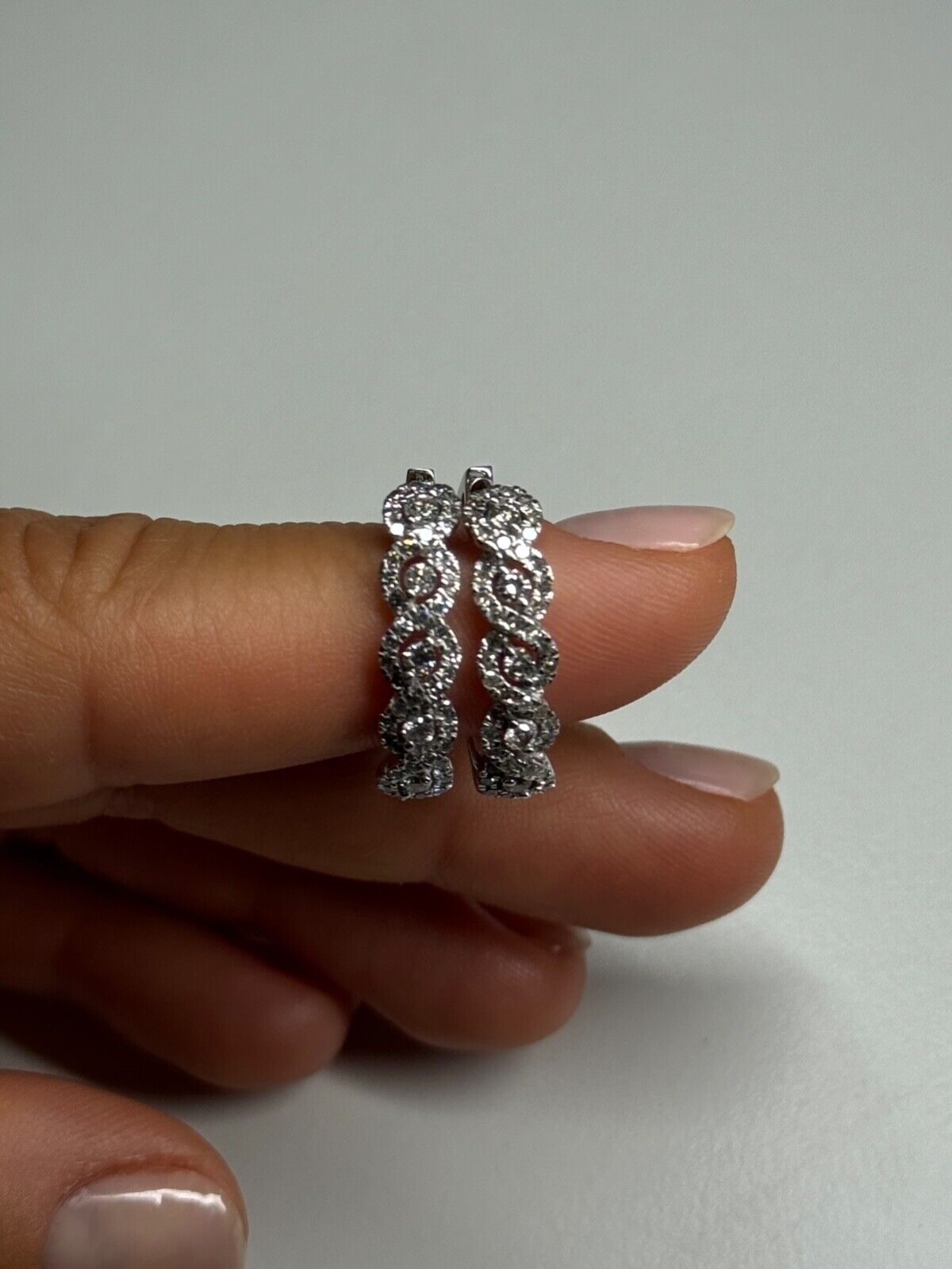 10K WHITE GOLD DIAMONDS 1 CARAT EARRINGS LENGTH 23 mm