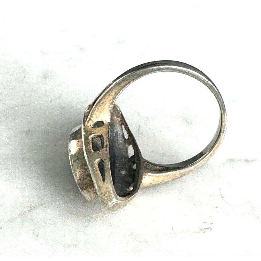 925 STERLING SILVER AND ONYX RING SIZE 6.5 SKY