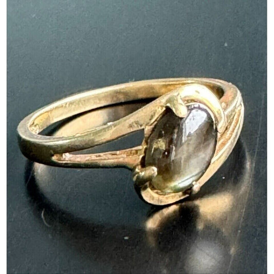 YELLOW GOLD AND BLACK SAPPHIRE RING SIZE 6 SKY