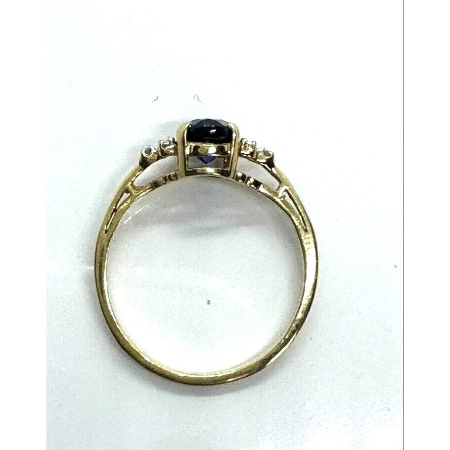 YELLOW GOLD SAPPHIRE AND DIAMOND RING SIZE 5.25 SKY