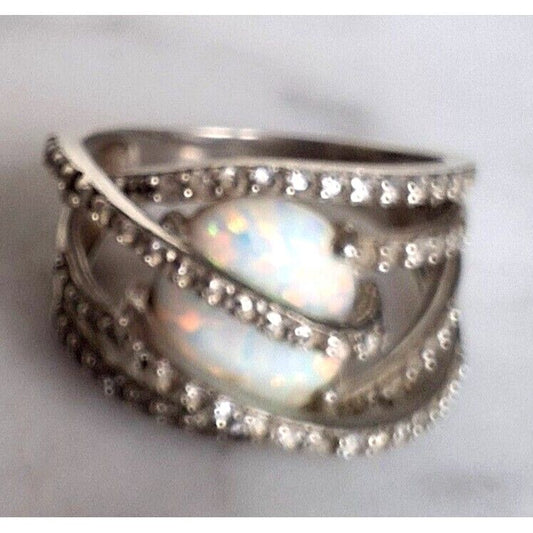 925 STERLING SILVER ENCASED  OPAL AND CALORLESS TOPAZ RING SIZE 7 SKY