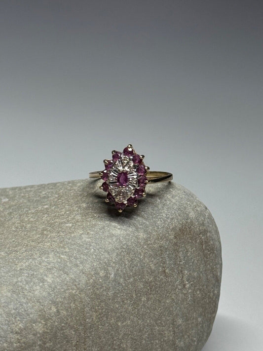 10K YELLOW GOLD RUBIES & DIAMONDS RING SIZE 6.5