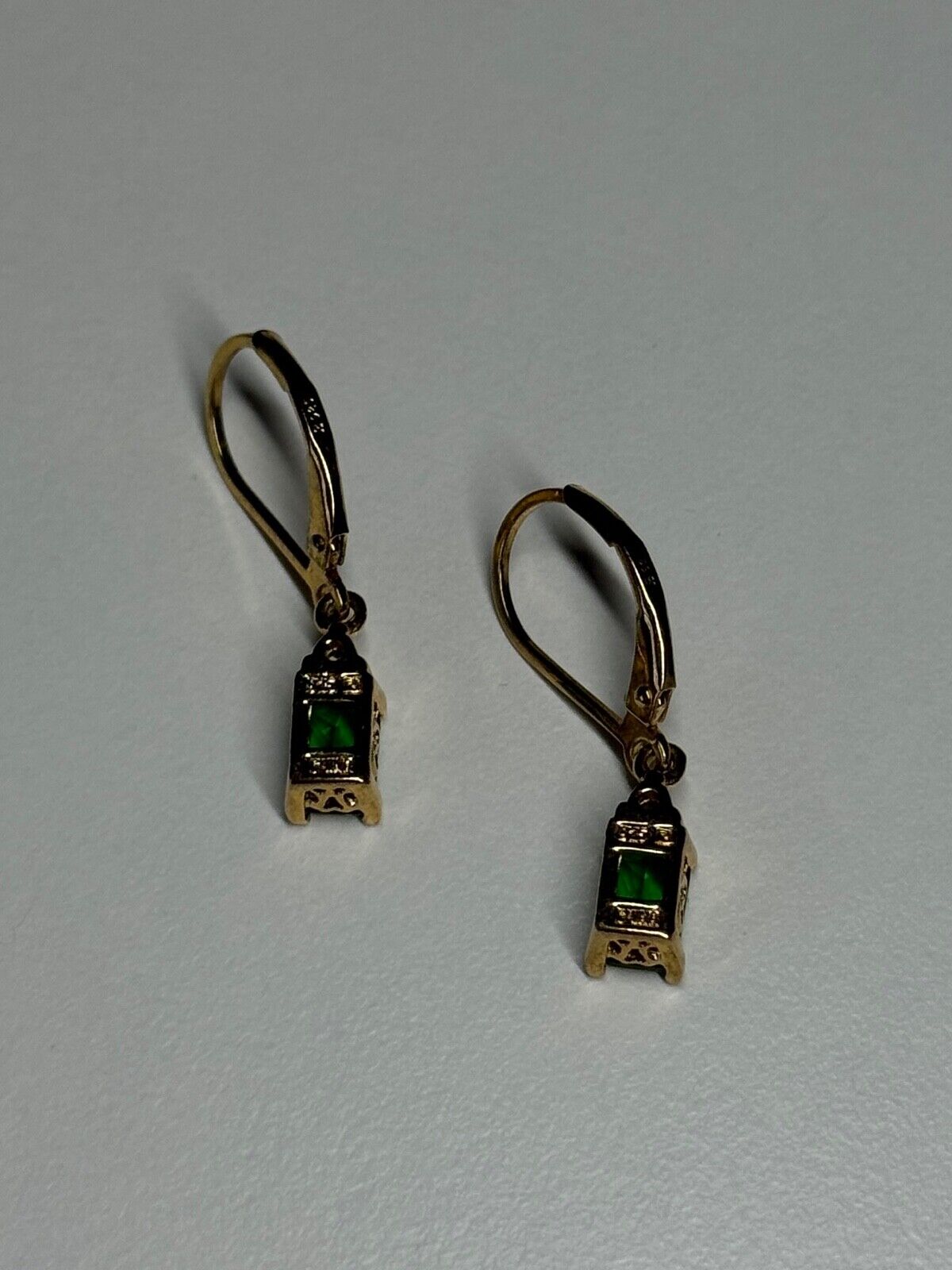 925 STERLING SILVER GOLD PLATED EMERALD & BERYL EARRINGS LENGTH 25 mm