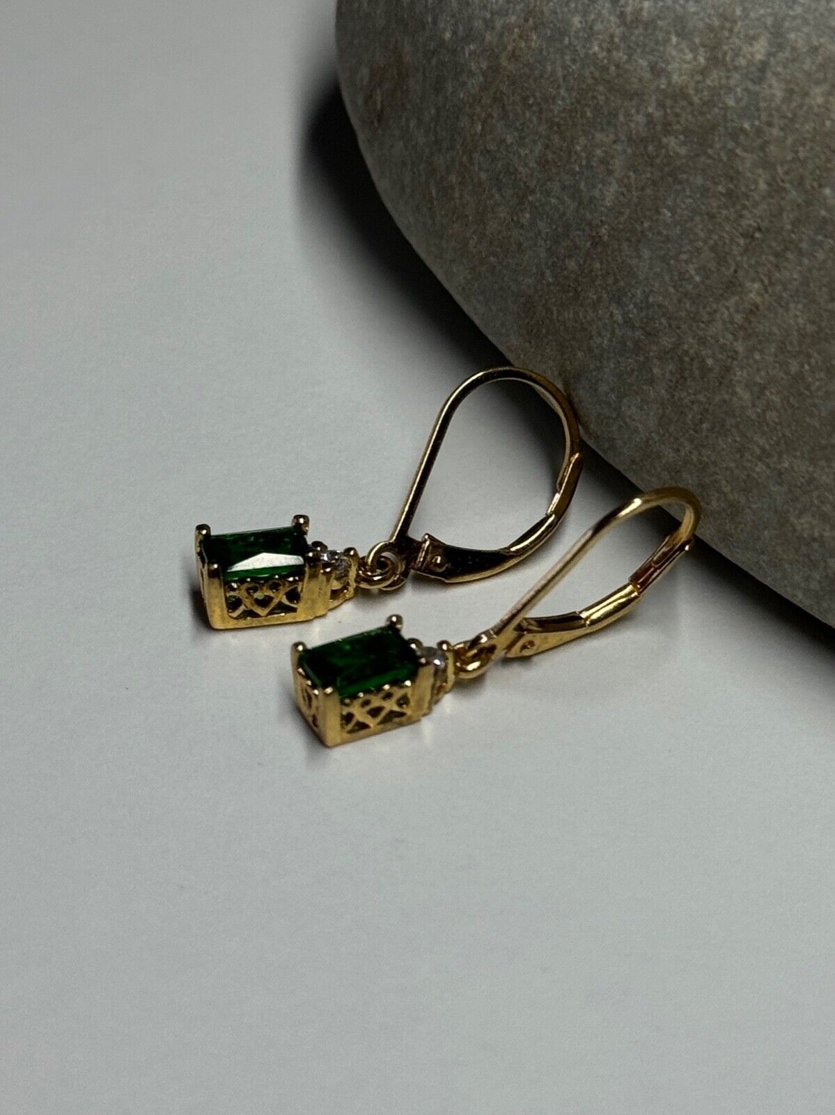 925 STERLING SILVER GOLD PLATED EMERALD & BERYL EARRINGS LENGTH 25 mm