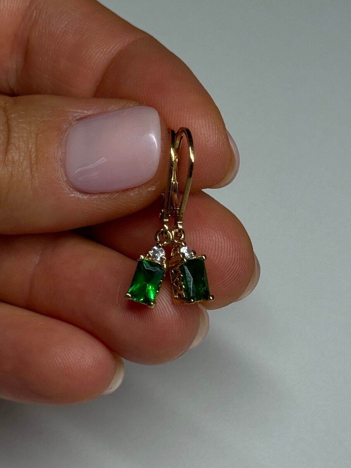 925 STERLING SILVER GOLD PLATED EMERALD & BERYL EARRINGS LENGTH 25 mm