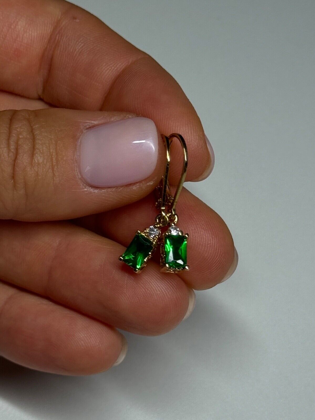 925 STERLING SILVER GOLD PLATED EMERALD & BERYL EARRINGS LENGTH 25 mm