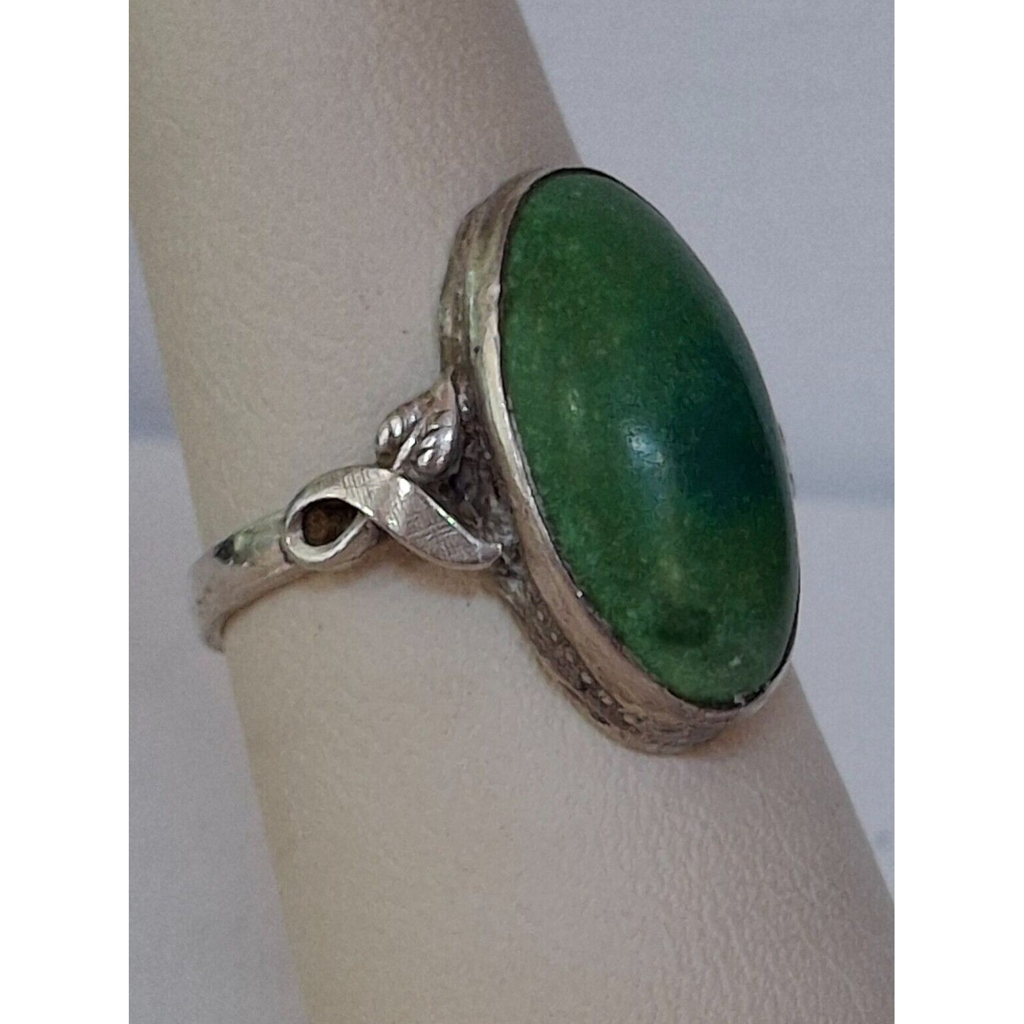 925 STERLING SILVER AND GREEN TURQUOISE  RING SIZE 6.5 SKY