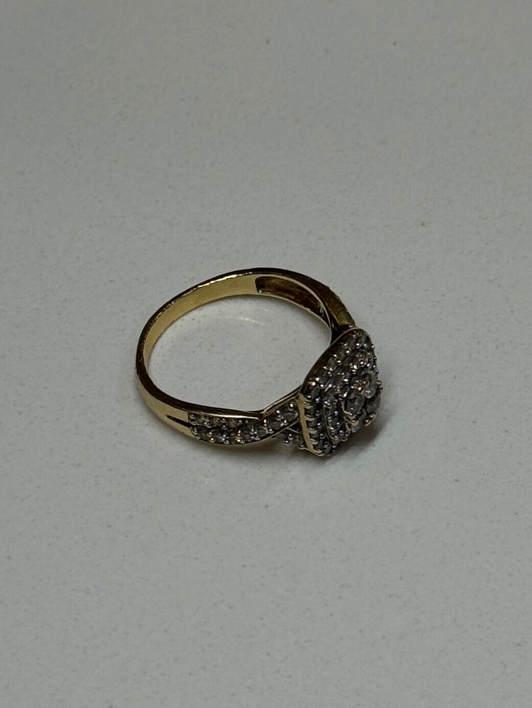 10K YELLOW GOLD DIAMONDS RING SIZE 9