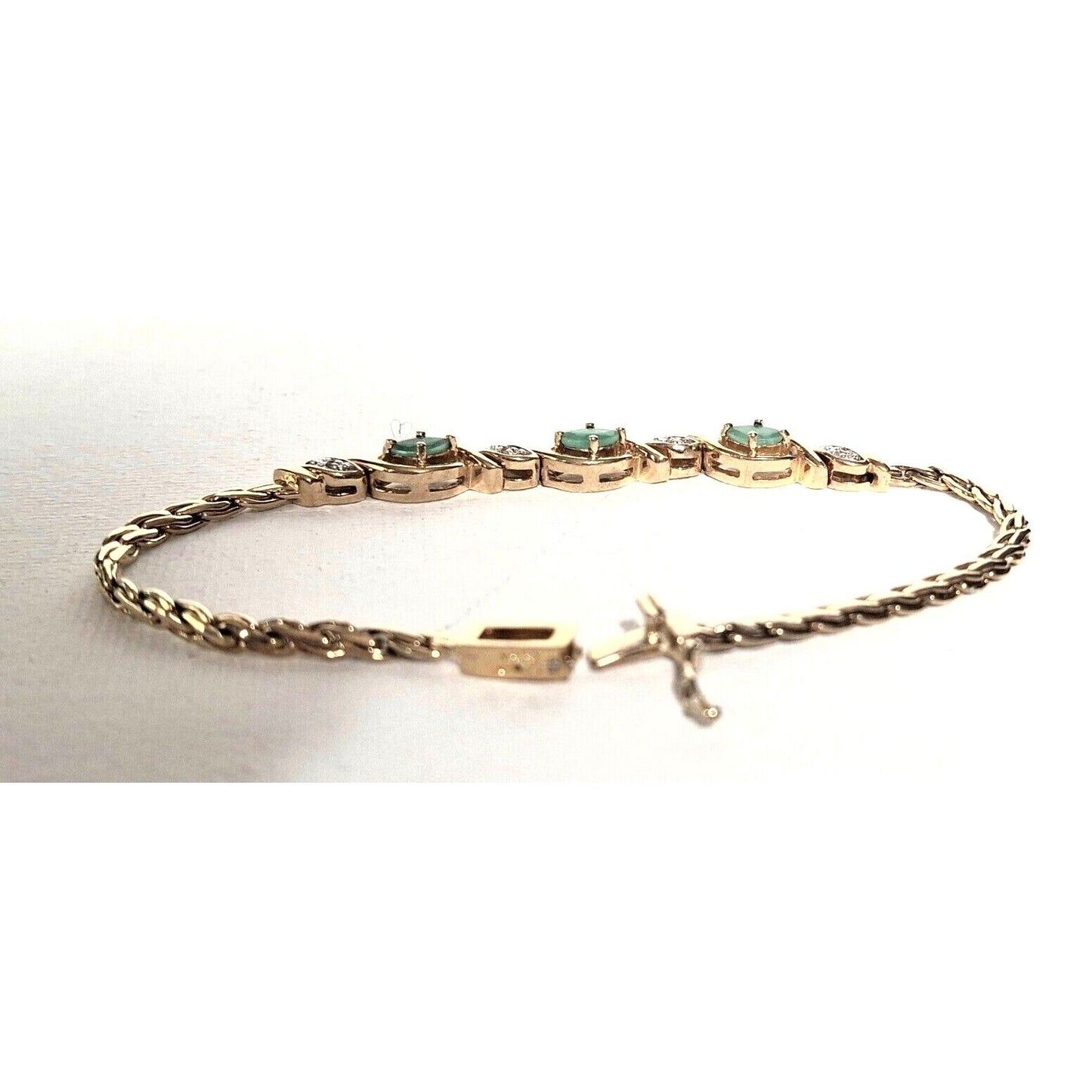 925 STERLING SILVER  EMERALD  AND DIAMOND  BRACELET SKY