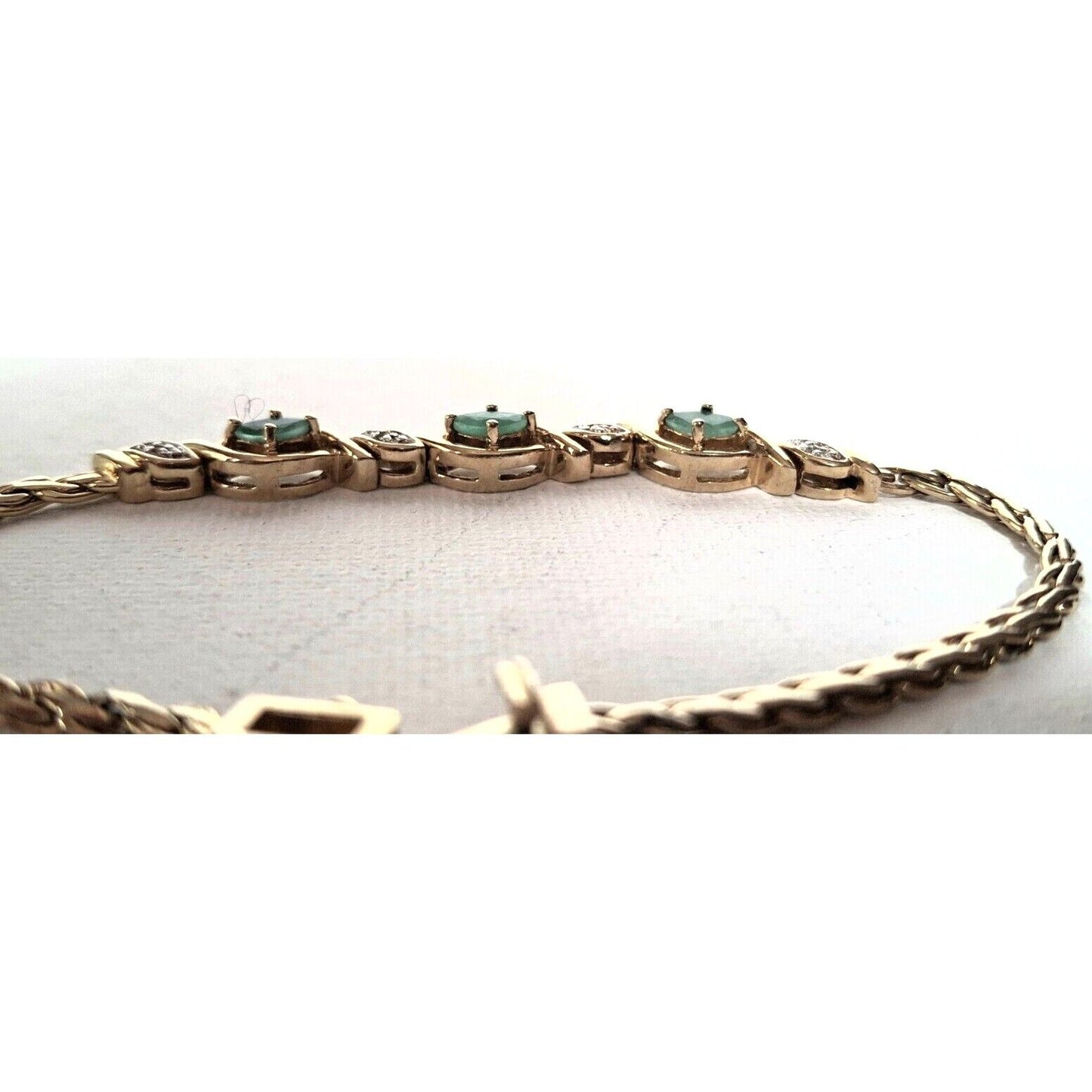 925 STERLING SILVER  EMERALD  AND DIAMOND  BRACELET SKY